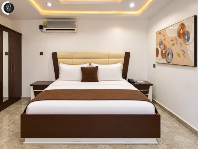 Deluxe king room